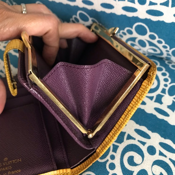 💥2/$250💥 Authentic Louis Vuitton Monogram Canvas Kiss Lock Bi Fold Wallet - Picture 8 of 14